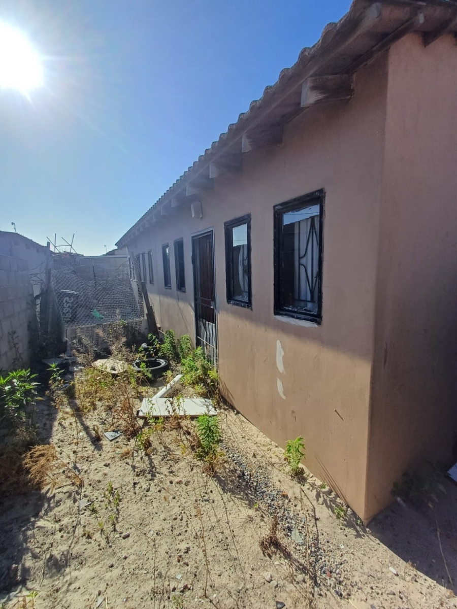 2 Bedroom Property for Sale in Delft Western Cape